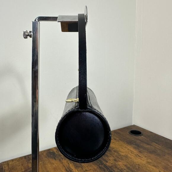 Louis Vuitton Mini Papillon Pouch Bag - Black Epi Leather - Picture 6 of 12